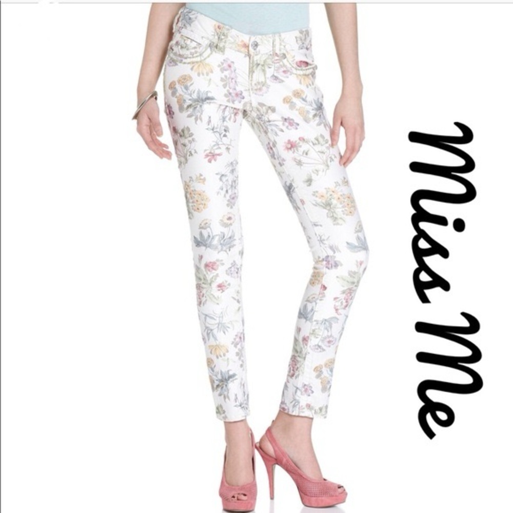 Miss Me Cargo Women's White Floral Skinny Jeans